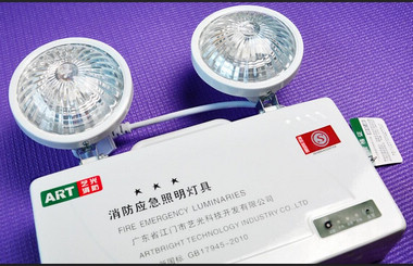 分享：以藝光消防應(yīng)急燈為例，如何拍攝好產(chǎn)品